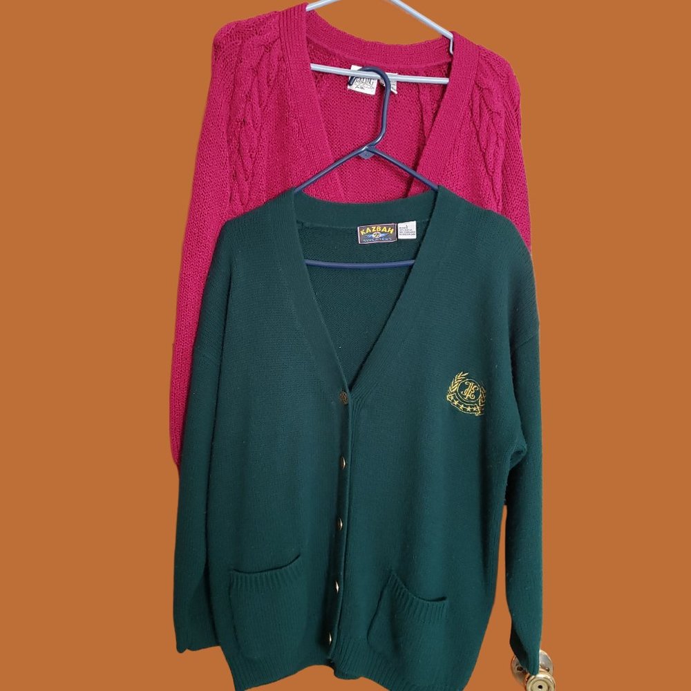 Retro style button sweaters set